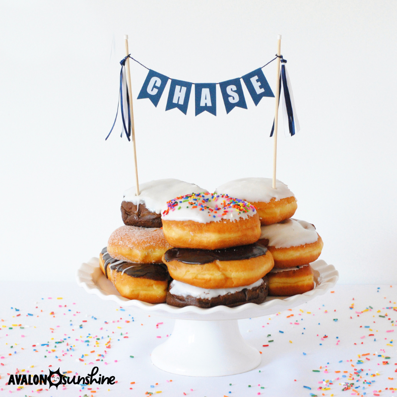 donut birthday cake with cake stand and personalized cake topper | personalized cake toppers by Avalon Sunshine