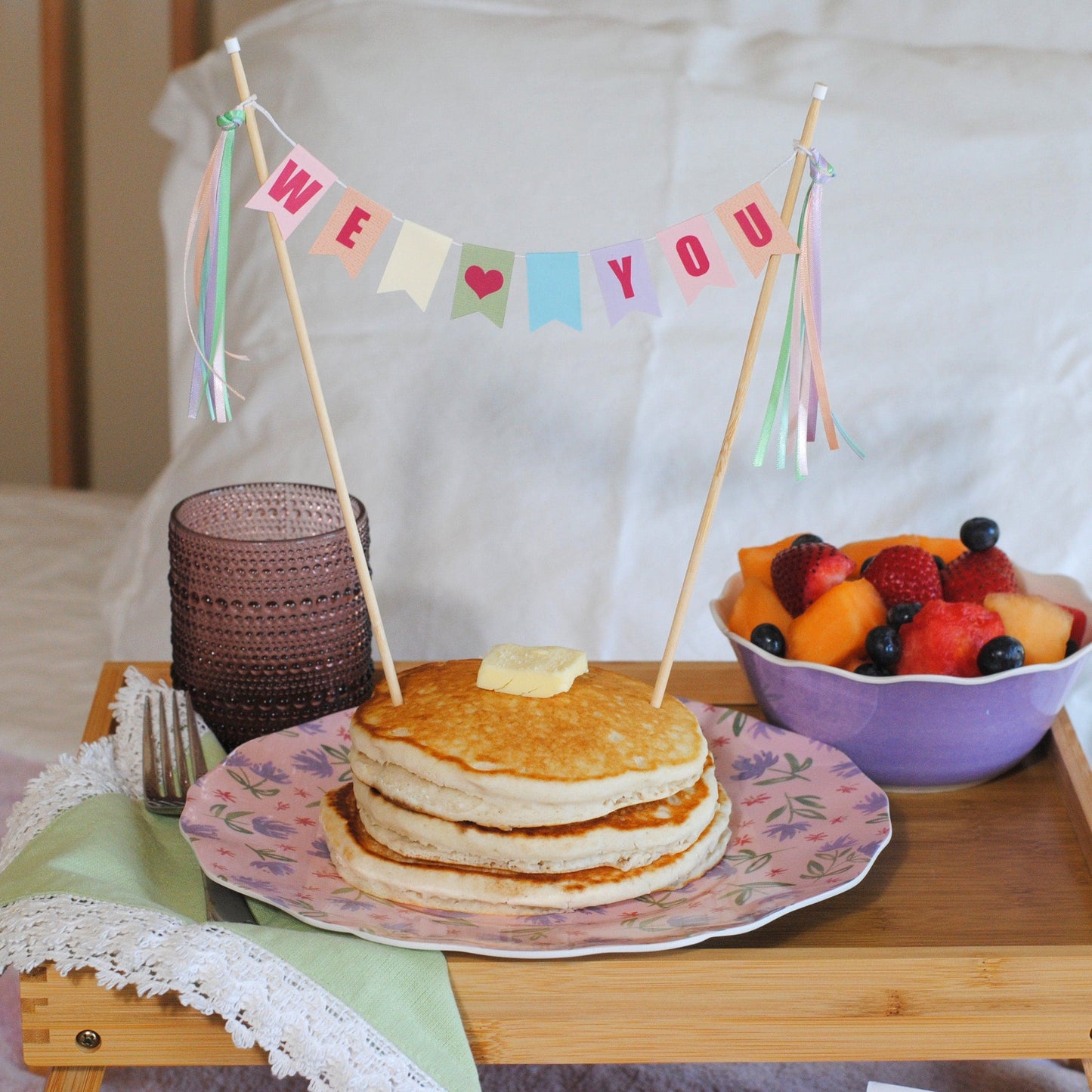 
                  
                    WE LOVE YOU Cake Topper for Mother's Day
                  
                